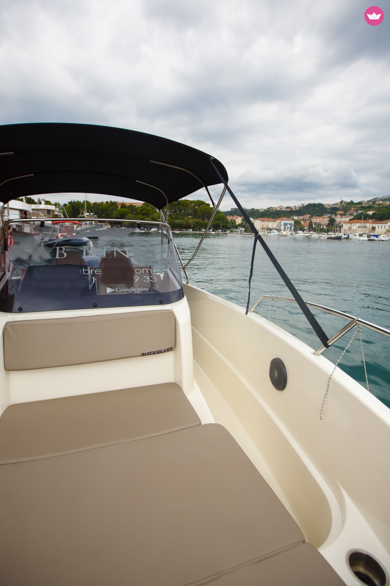 Bateau à moteur QUICKSILVER ACTIV 675 OPEN 200cv 8