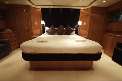 FALCON 86 "M/Y GEORG I"