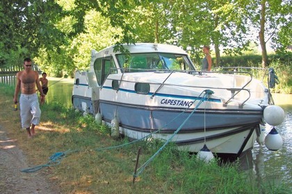 Hire Houseboat Confort 1100 Dole