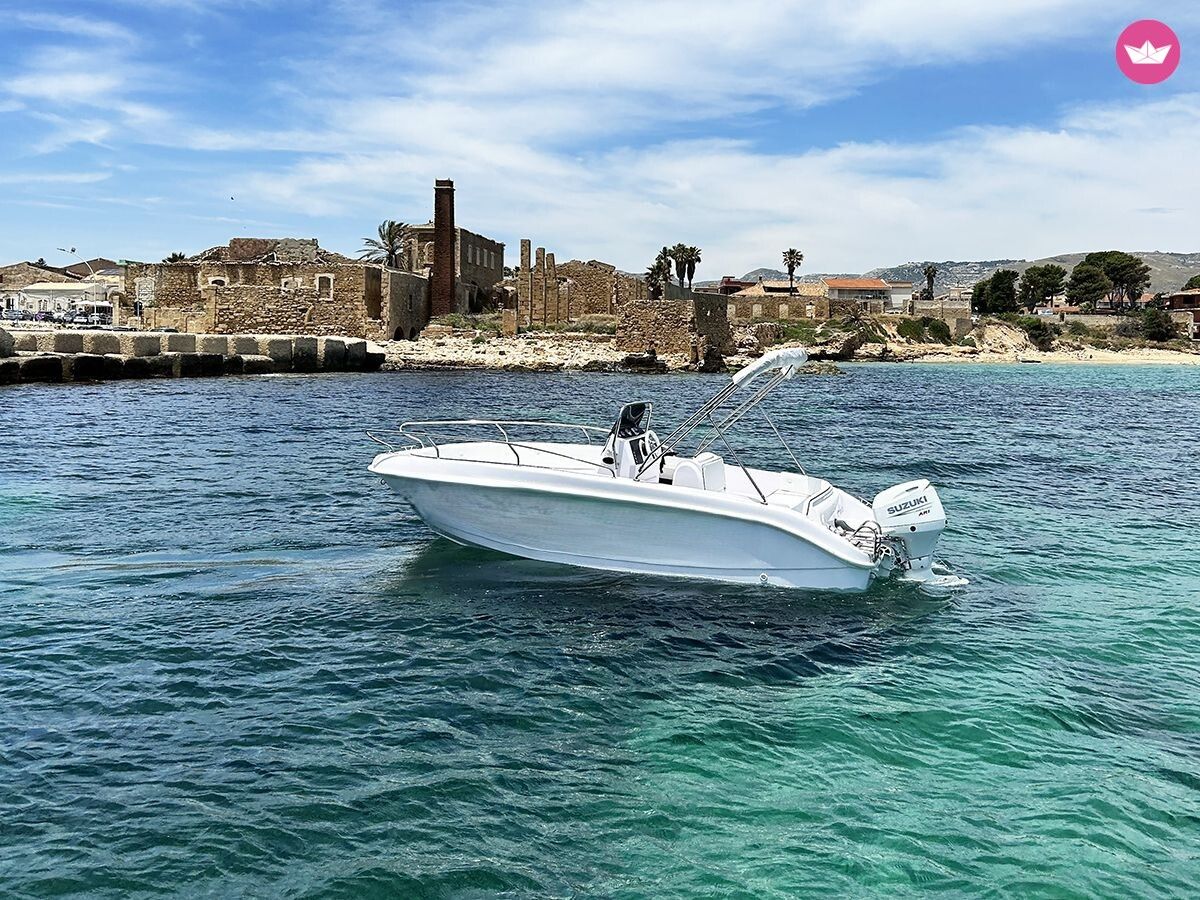 Bateau sans permis Trimarchi 57S 40cv 5