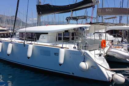 Charter Catamaran Lagoon-Bénéteau Lagoon 450 S - 4 + 2 cab. Brač