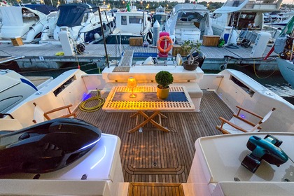 Gagliotta 52 – Luxury Yacht Charter in Polignano a Mare – Caves, Coves & Crystal Sea