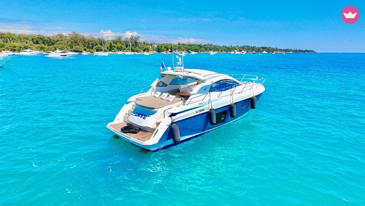 Bateau à moteur Sessa Marine C43 740cv 2
