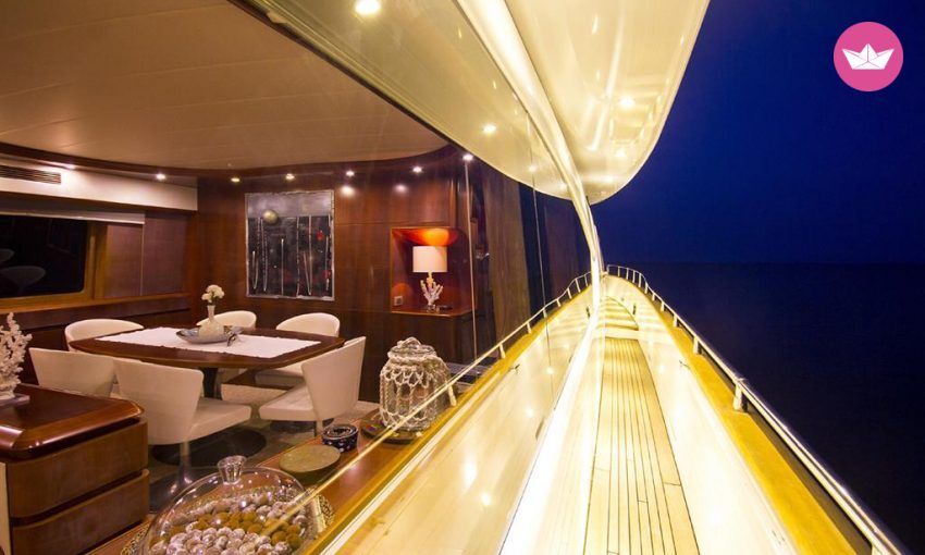 Yacht Custom Built Custom 3000cv 7