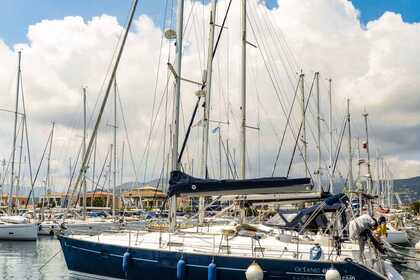 Aluguel Veleiro Beneteau Oceanis 411 Prócida