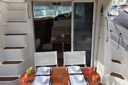 Location Bateau à moteur Jeanneau Prestige 36 fly Toulon