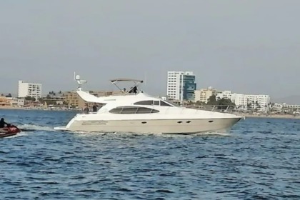 Location Bateau à moteur Azimut 590 Mazatlán