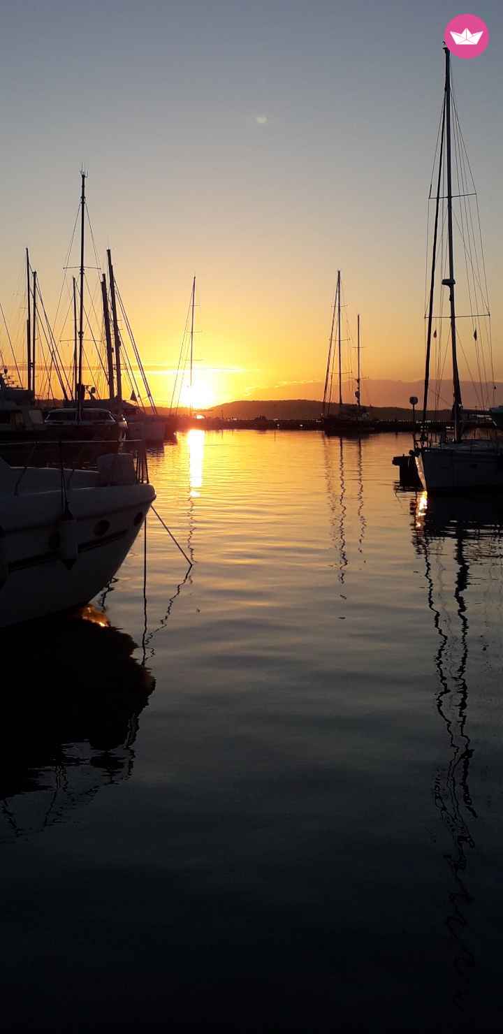 Sailboat Jeanneau Symphonie for hire