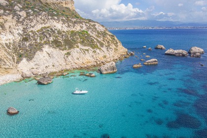 Esplora le Meraviglie di Cagliari (e Oltre) con il Salpa Soleil 20!