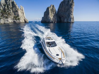 Charter Motorboat Klase Klase 50 Sorrento