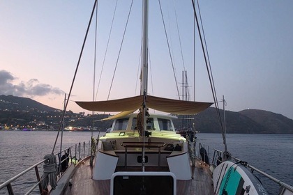 Hyra båt Segelbåt Nelson 64 Milazzo