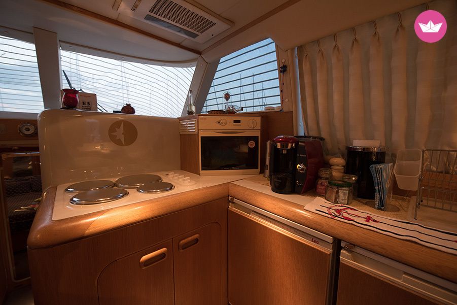 Westerley Whitewater Wolfe 46 in Athens  