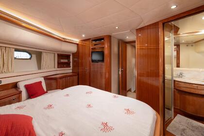 Lady Natassa Motor Yacht Ferretti 830