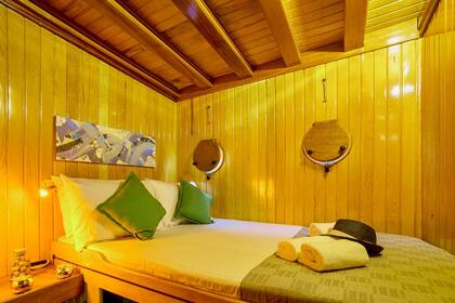 8 cabin Gulet located in Fethiye