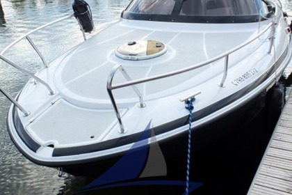 VIVA 606 CABIN - wygodna motorówka na Mazurach