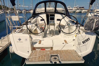 Hire Sailboat Jeanneau Sun Odyssey 349 Drage, Pakoštane