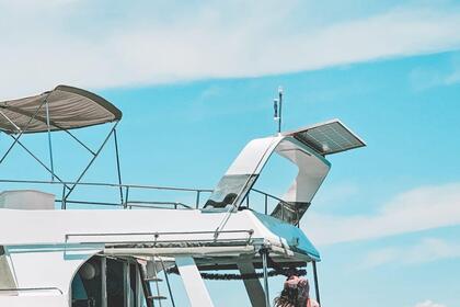 Charter Motor yacht Delux Day Cruiser Haluk & Larissa Torba