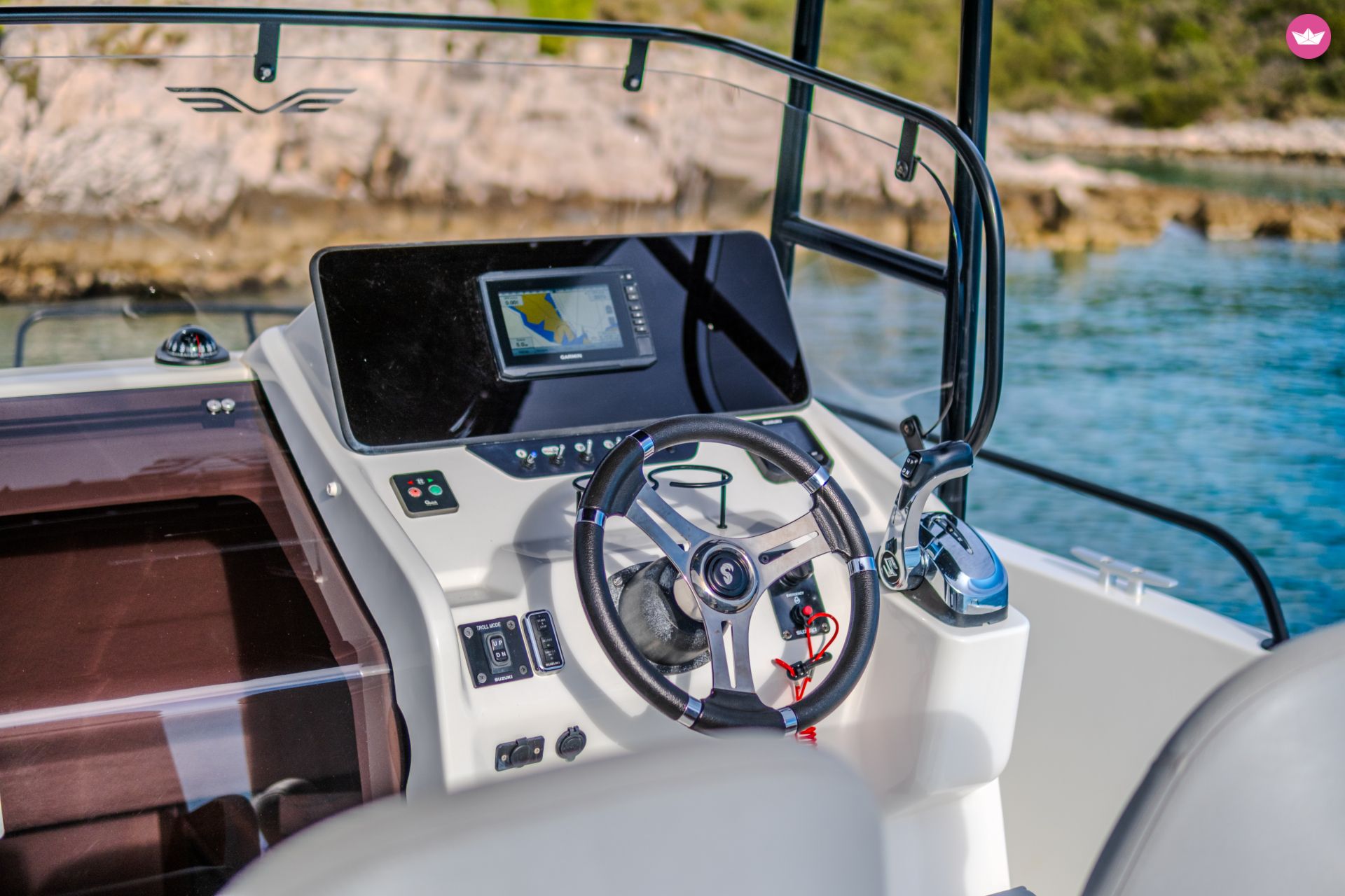 Bateau à moteur Beneteau Flyer 8 SPACEdeck 350cv 4