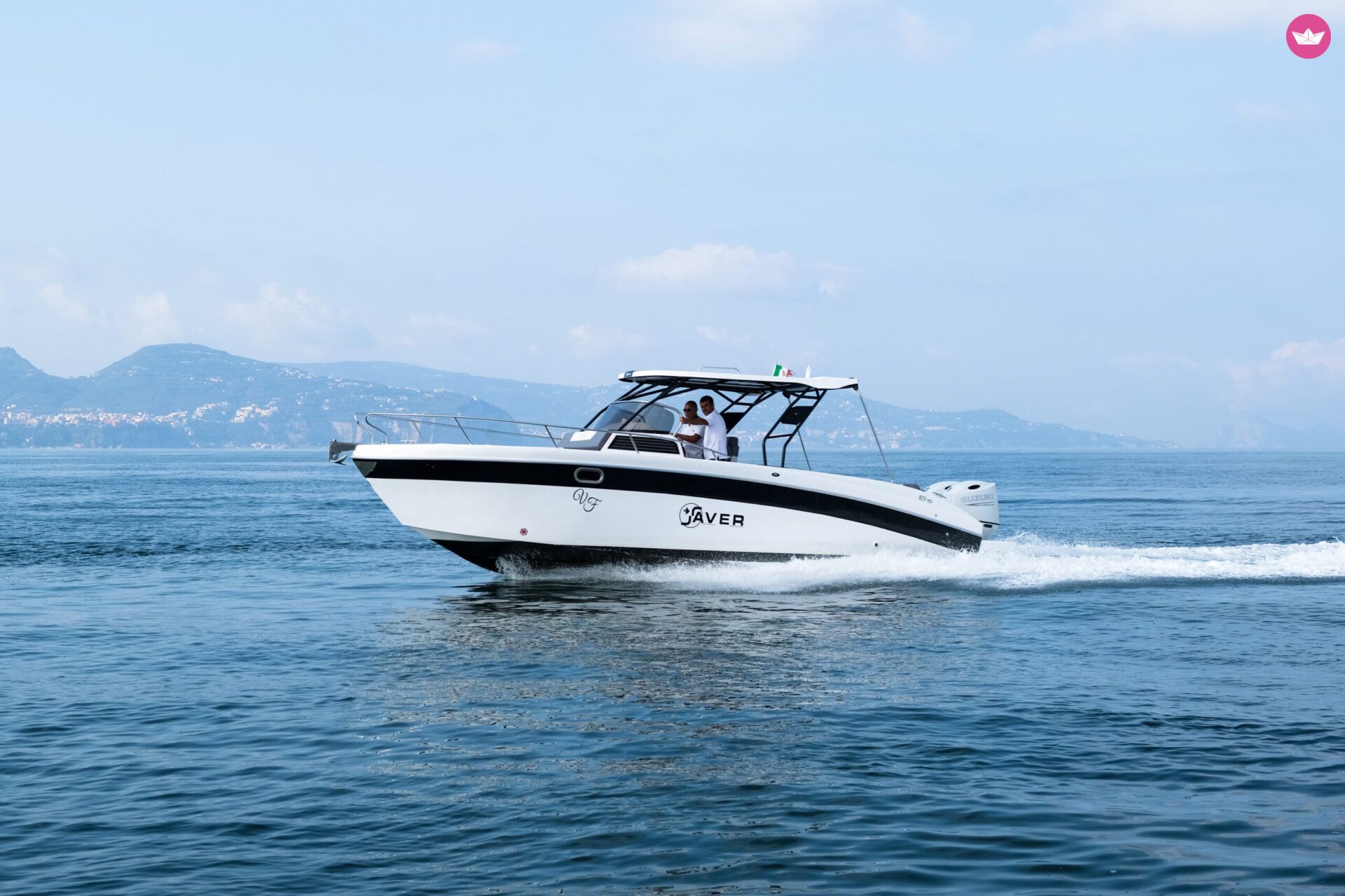 Bateau à moteur Saver 870 WALKAROUND 400cv 8