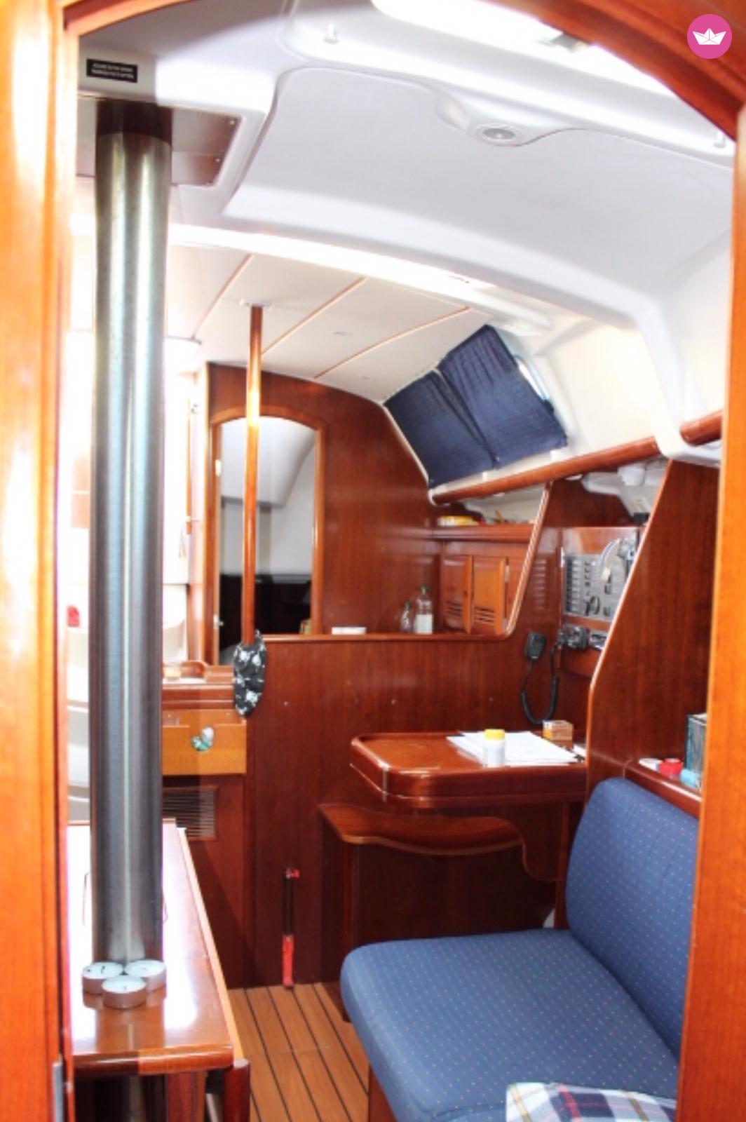 Beneteau Oceanis 373 in Ibiza  