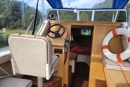 Beautiful houseboat with 1 Cabin for rent from Him