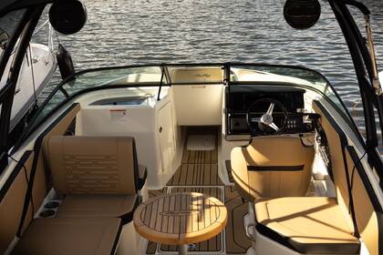Miete Motorboot Sea Ray 210 Wilkasy
