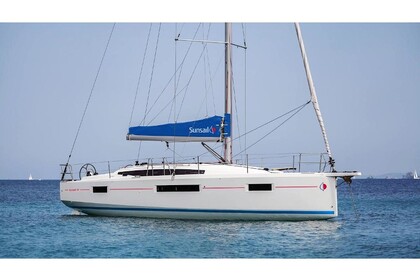 Rental Sailboat  Sunsail 410 Corfu