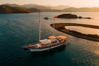 Location Goélette Custom built gulet capacity of 10 people Standard plus gulet Fethiye