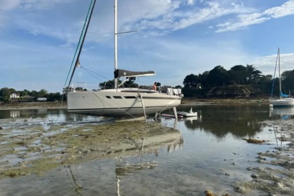 Charter Sailboat Jeanneau Sun Odessey 349 Limited Edition Lemmer