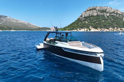 Miete Motorboot Saxdor 320 GTO Golfo Aranci