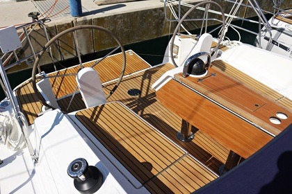 Miete Segelboot BAVARIA 37 CRUISER Kroatien