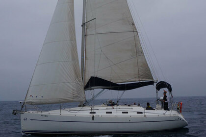 Charter Sailboat Jeanneau Sun Odiyssey 36i Donostia-San Sebastian