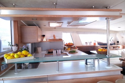 Yacht Charter in San Blas Island Catana 65 (2009)