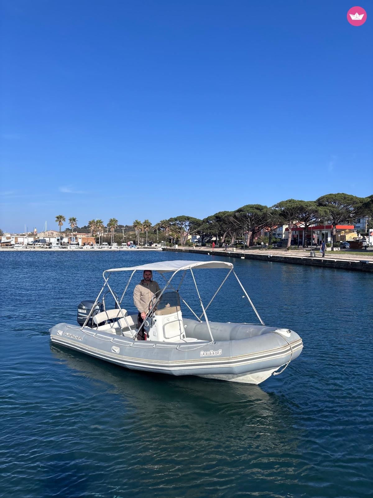 Bateau à moteur Zodiac Sunrider 115cv 3