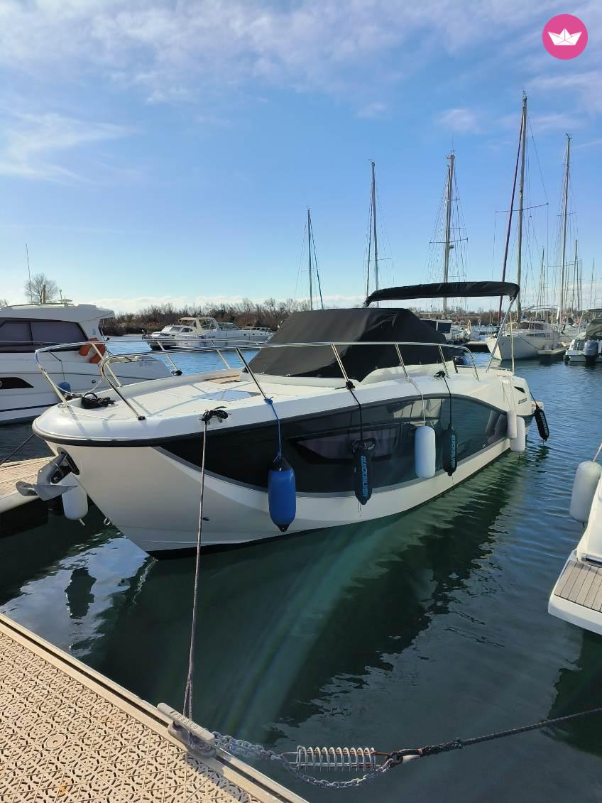 Bateau à moteur Quicksilver 875 Sundeck 350cv 2