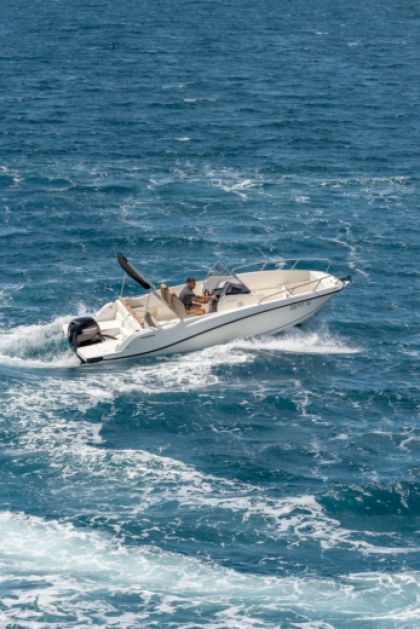 Location Bateau à moteur Quicksilver 675 Activ Open Split