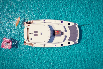 Rental Catamaran Catamaran Leopard Leopard 51 ft PowerCat Puerto Aventuras