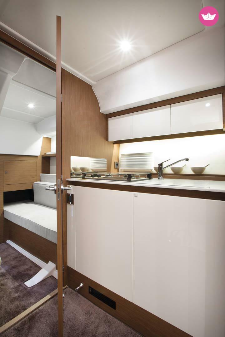 Bateau à moteur Jeanneau Leader 36 540cv 8