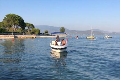 Charter Boat without licence  ELECTRIC BOAT all 18 open San Felice del Benaco