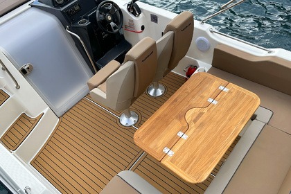 Quicksilver 755 Sundeck - Leon
