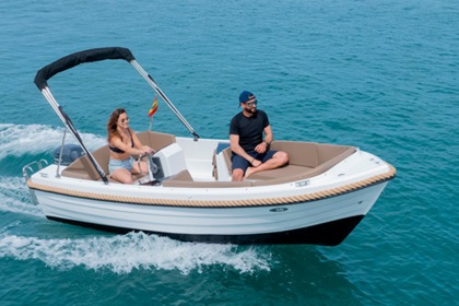 Hire Boat without licence  VALORY V 480 Roses