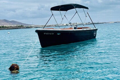 Hire Boat without licence  Silver yacth 495 Lanzarote