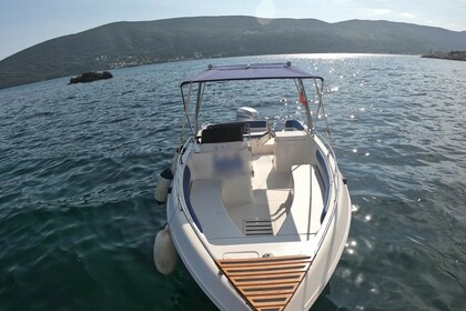 Gaia 220 (Skipper Included)