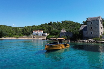Raptor Parasailing 37