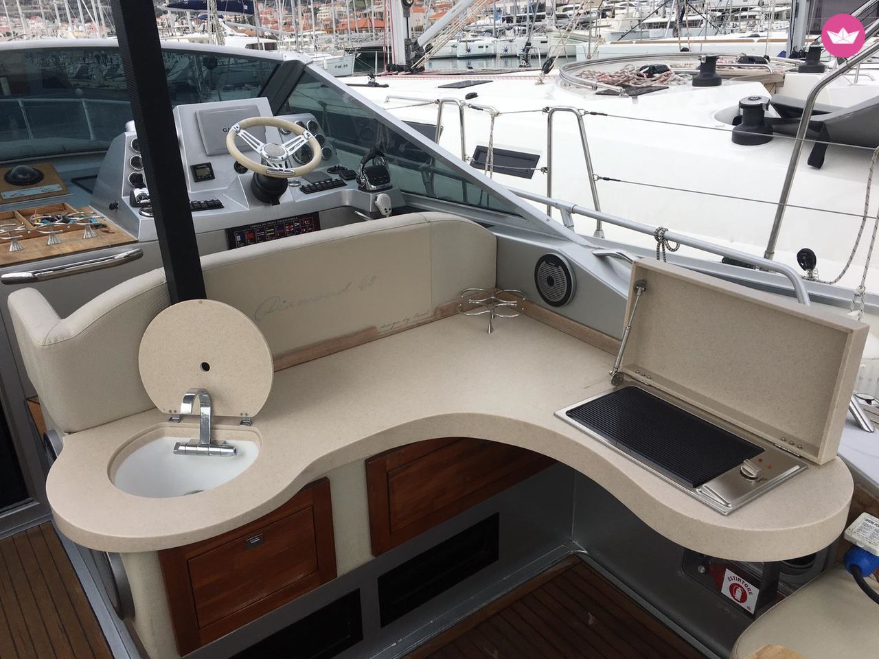 Motorboat Diamond 40  
