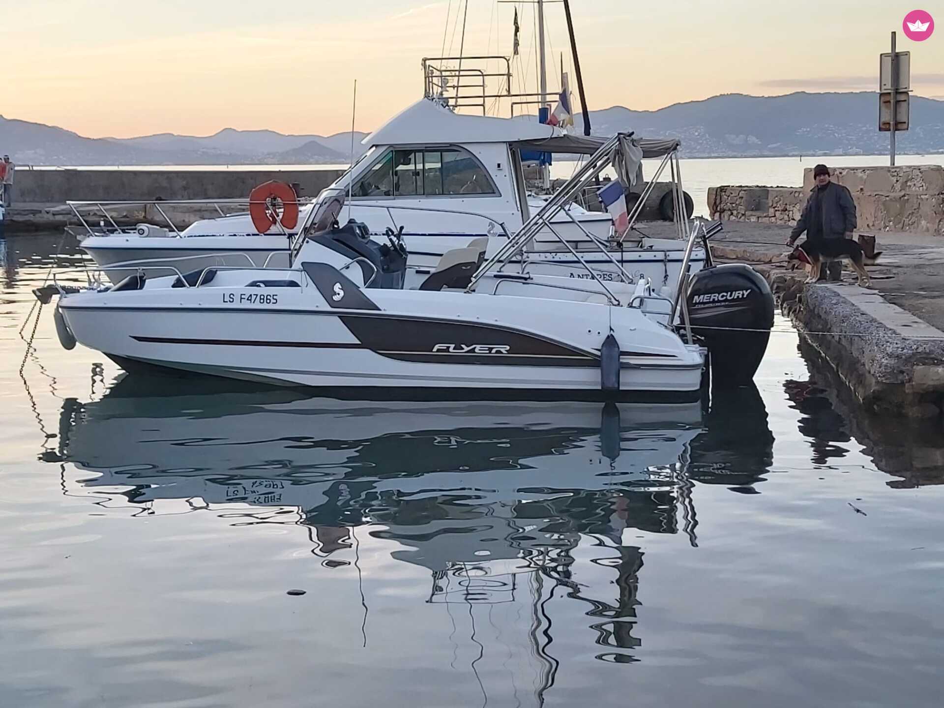 Bateau à moteur Beneteau flyer 6.6 sundeck 150cv 4