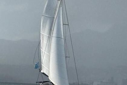 Explore the Caribbean in Style with the Lavezzi 40 Catamaran!