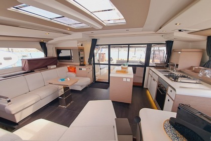 FP Aura 51 - 4Cab.Master - A.Acond./Watermaker