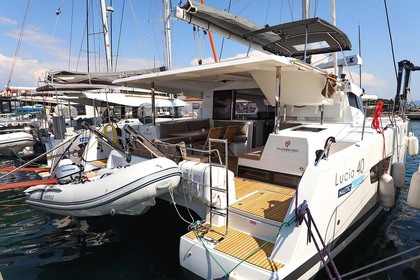 Rental Catamaran Fountaine Pajot Lucia 40 Vodice