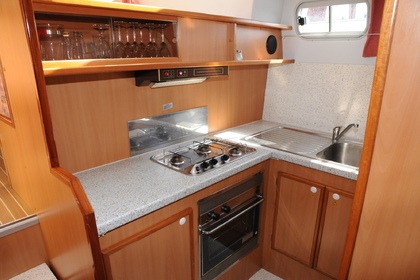 Ενοικιάστε αυτό το 37 N πλωτό